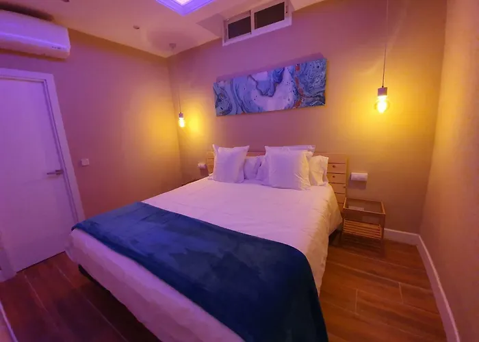 Ch Apartamento Plaza Del Angel - Semisotano